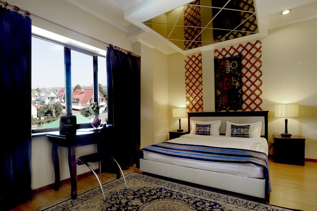 Tian-Shan Hotel Bisjkek Værelse billede