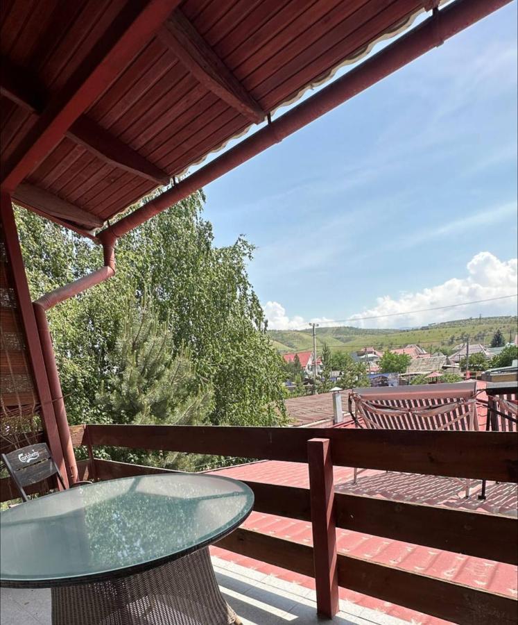 Tian-Shan Hotel Bisjkek Eksteriør billede