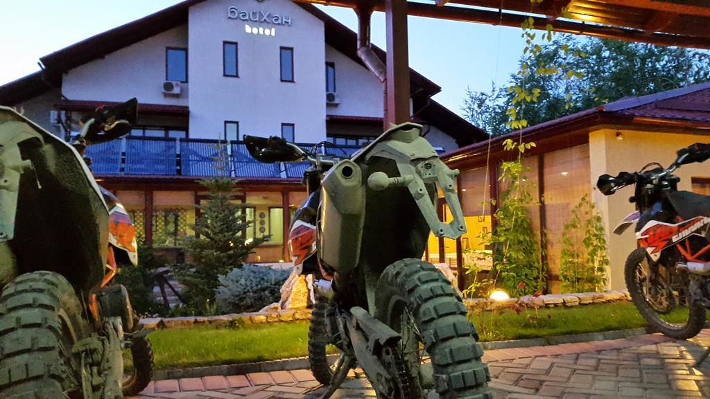 Tian-Shan Hotel Bisjkek Eksteriør billede