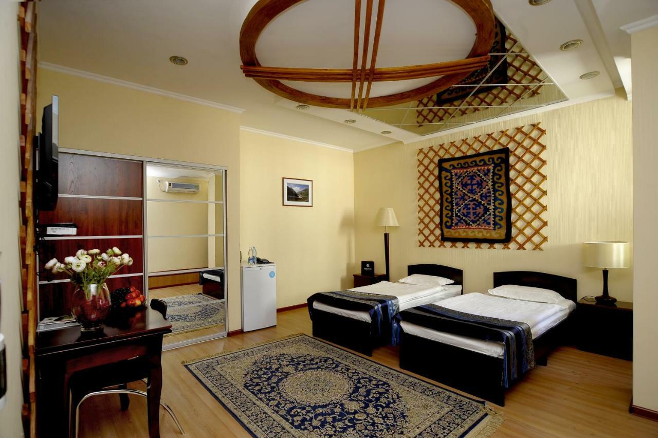 Tian-Shan Hotel Bisjkek Eksteriør billede