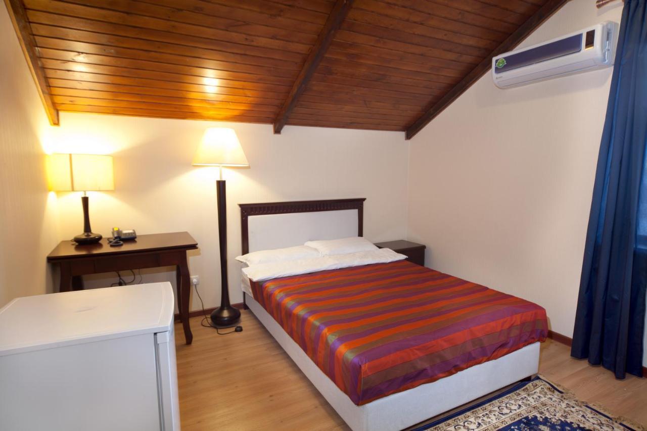 Tian-Shan Hotel Bisjkek Eksteriør billede